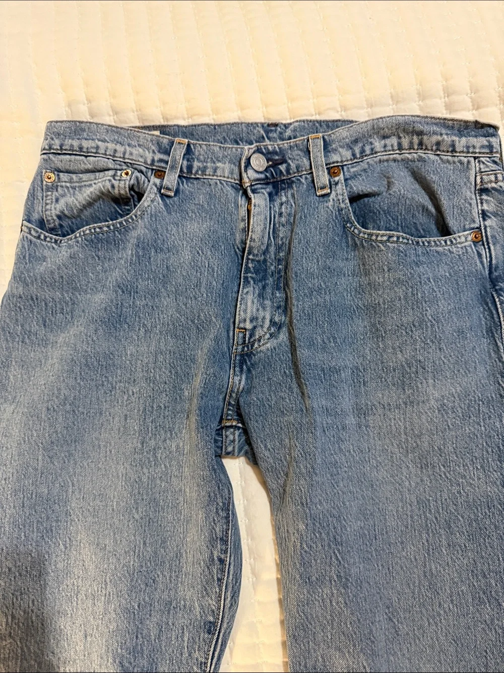 Levi's Men's Light Blue Straight-Leg Jeans 502.  33x32